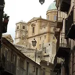 Alojamento de Acomodação e Pequeno-almoço Baobab Piazza Armerina